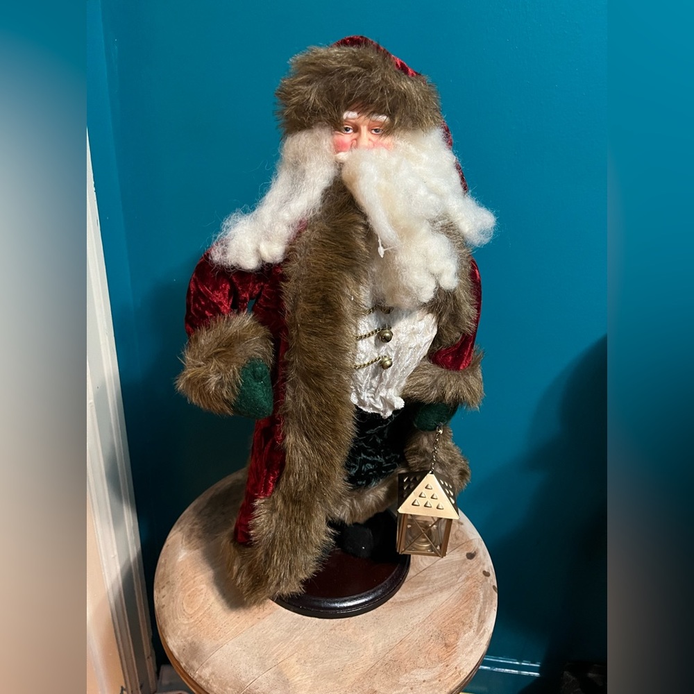 1997 Collector’s Limited Edition Old World Santa Claus